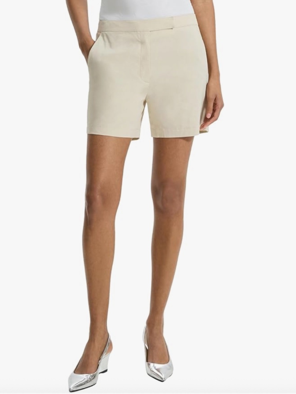 NWT Theory Women's Waist Tab Cotton Blend Shorts Good Crunch in Straw Size 8